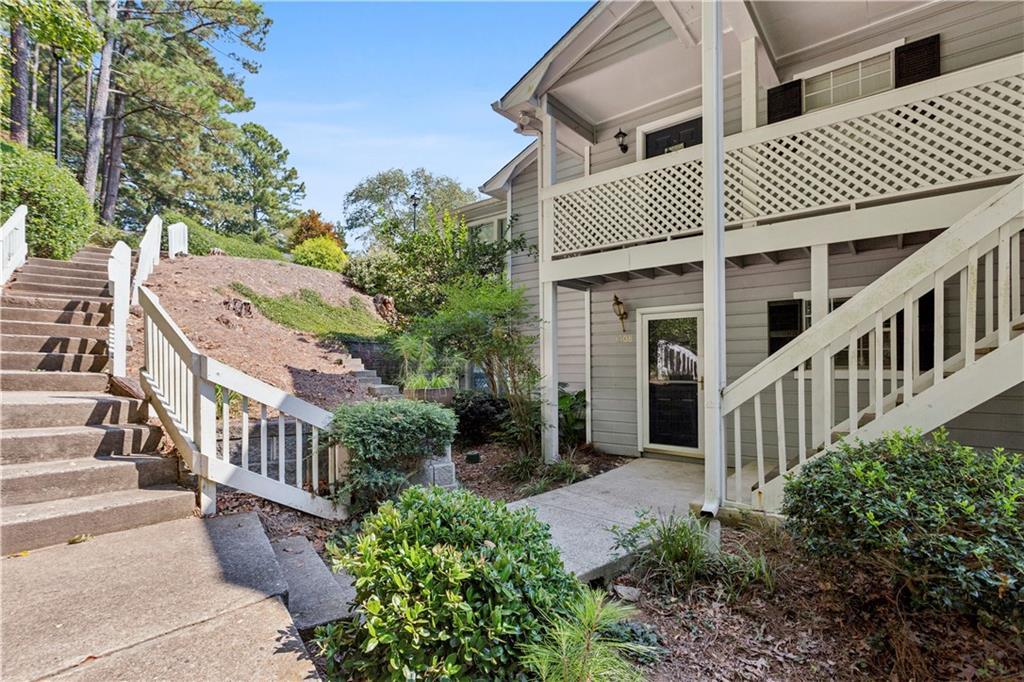 1308 Natchez Trace, Atlanta, GA 30350