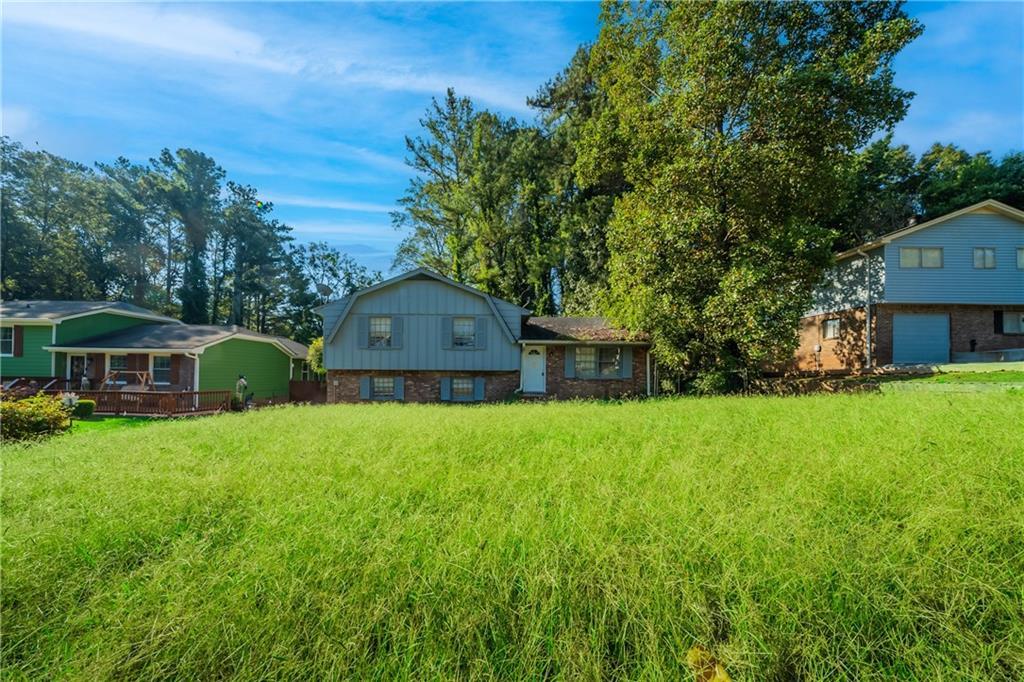 729 Winter Ln., Jonesboro, GA 30238