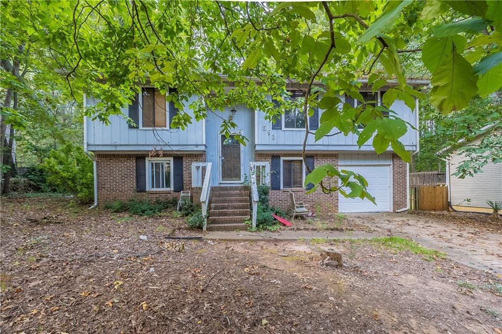 593 Country Lane Dr., Jonesboro, GA 30238