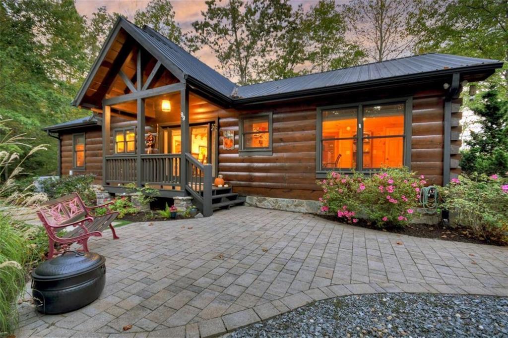 99 Dustin Dr., Ellijay, GA 30540