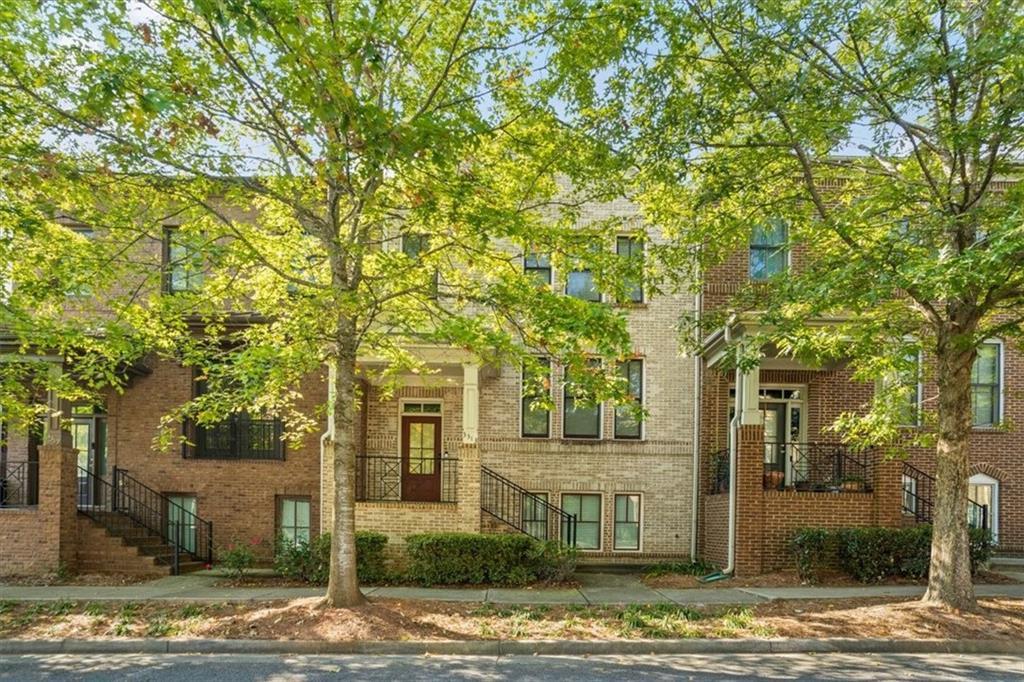 3313 Twinrose Pl., Alpharetta, GA 30004