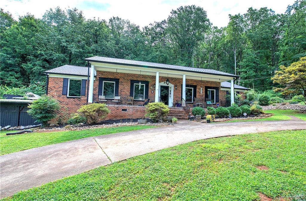 10 Oriole Dr., Cartersville, GA 30121