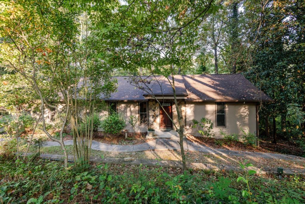 4368 Laurel Cir., Smyrna, GA 30082