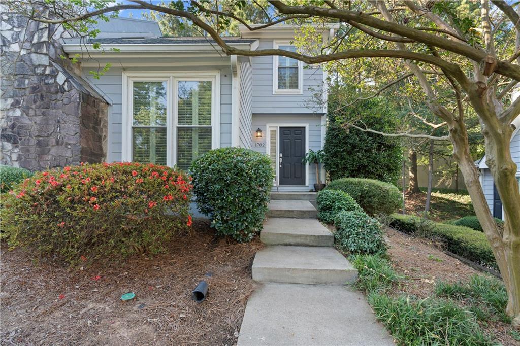 1702 Defoors Walk, Atlanta, GA 30318