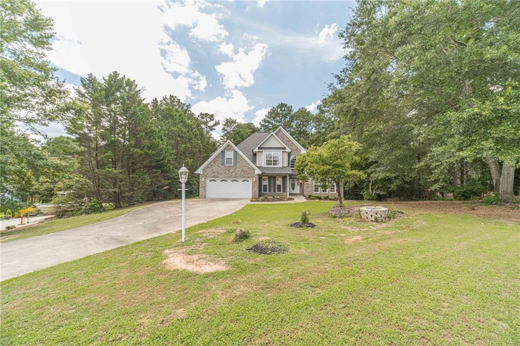 2258 Cedar Lake Dr., Loganville, GA 30052