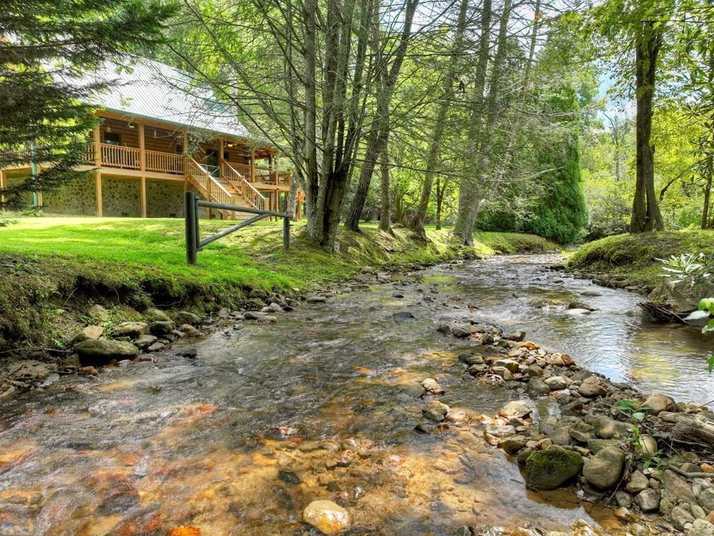 656/62 Newberry Dr., Ellijay, GA 30536