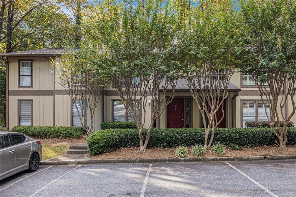 1702 Woodcliff Dr., Atlanta, GA 30350