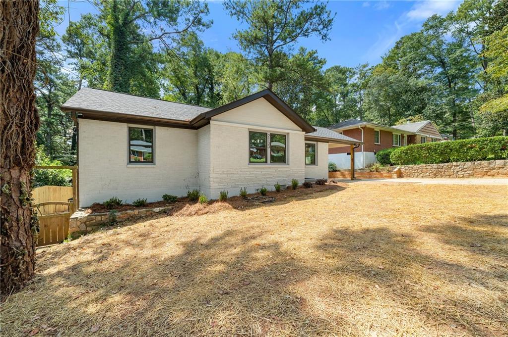 2133 Trailwood Rd., Decatur, GA 30032