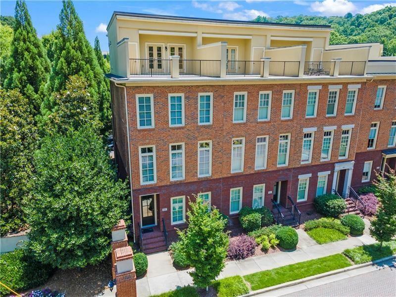 900 River Vista Dr., Atlanta, GA 30339
