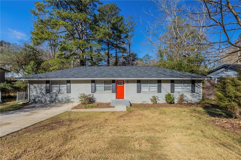 1526 Colony East Cir., Stone Mountain, GA 30083