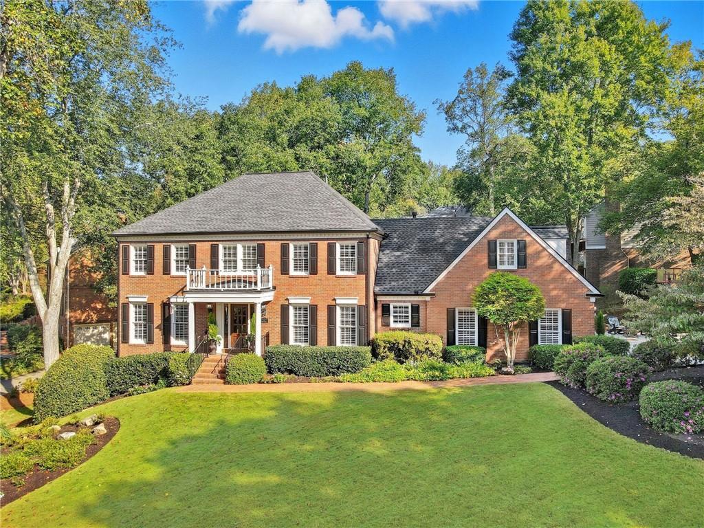 575 Fourth Fairway Dr., Roswell, GA 30076