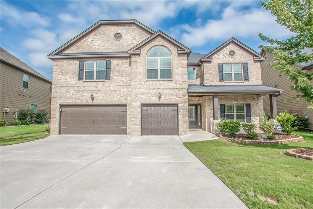 870 Clifton Springs Close Dr., Atlanta, GA 30349