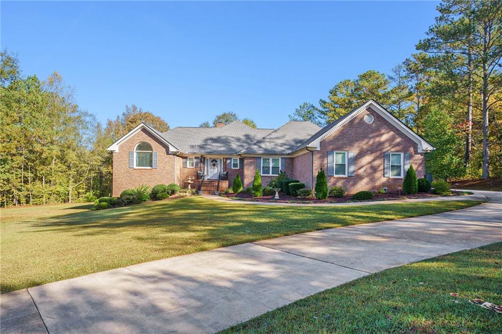 176 Northmill Pkwy., Stockbridge, GA 30281