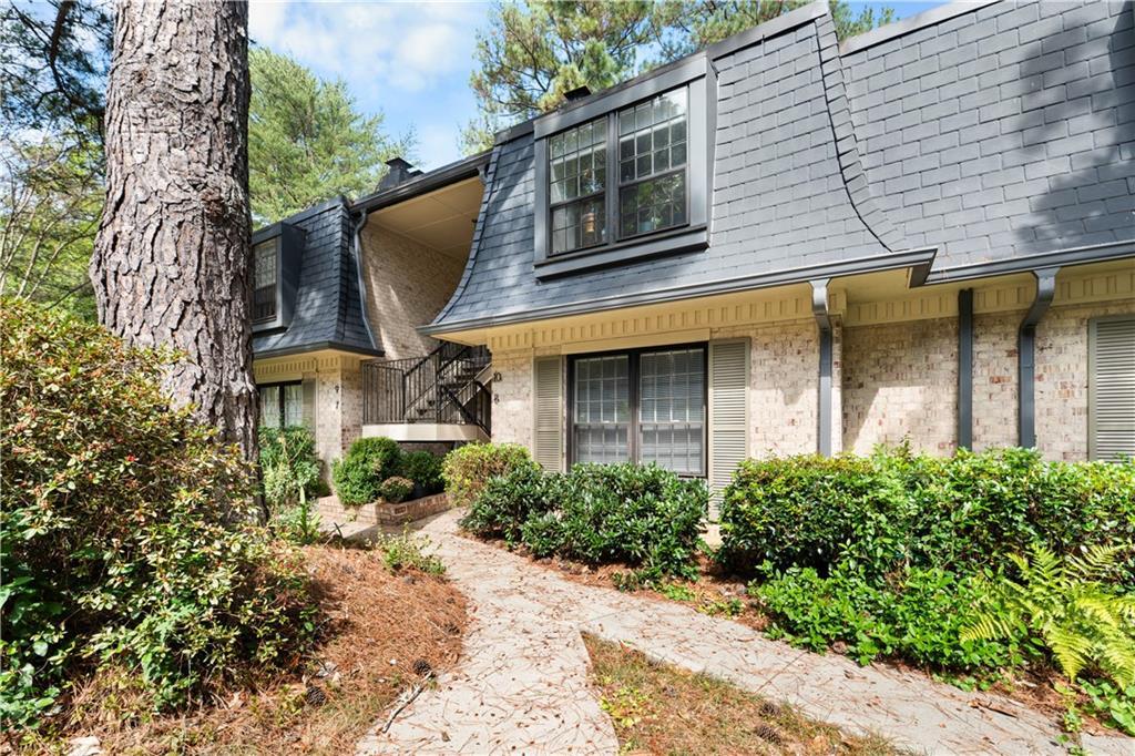 8 Cantey Pl., Atlanta, GA 30327