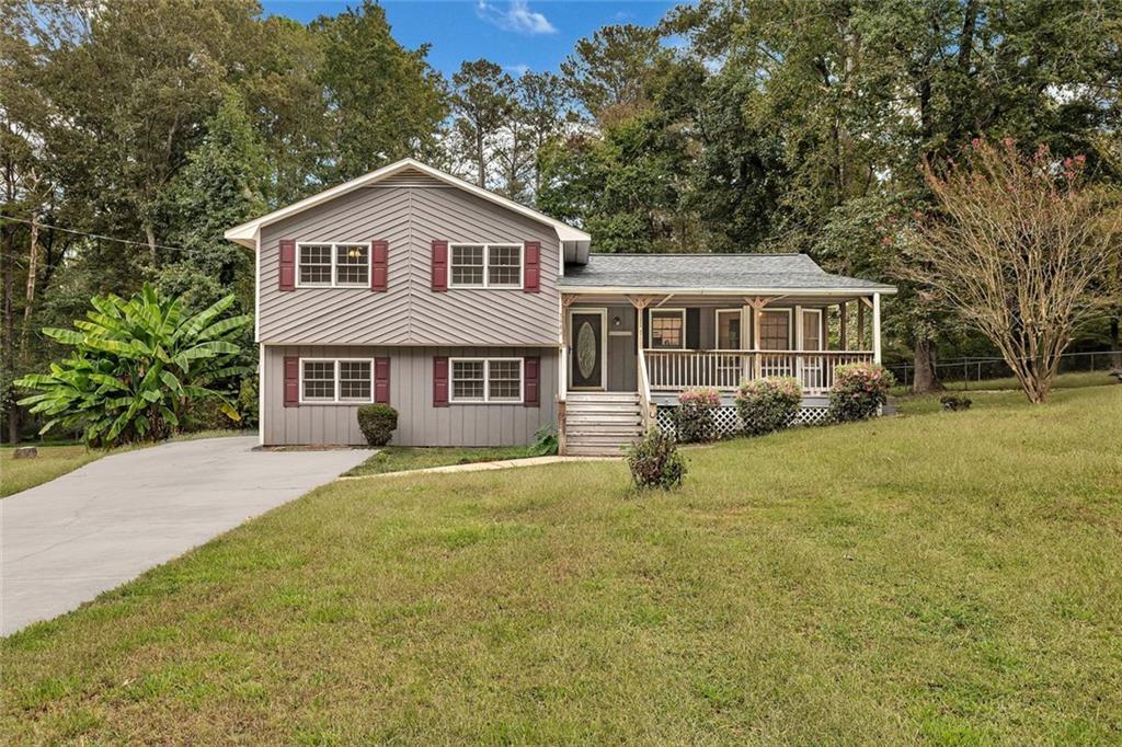 3989 Woodland Cir., Conyers, GA 30013