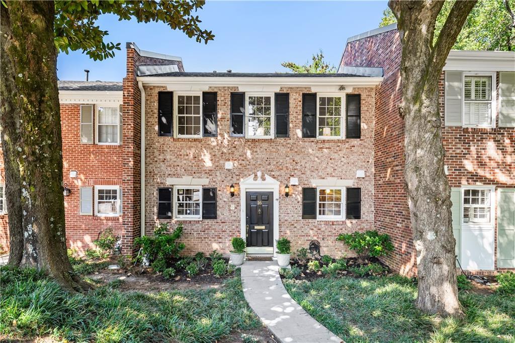 3050 Margaret Mitchell Dr. #016, Atlanta, GA 30327