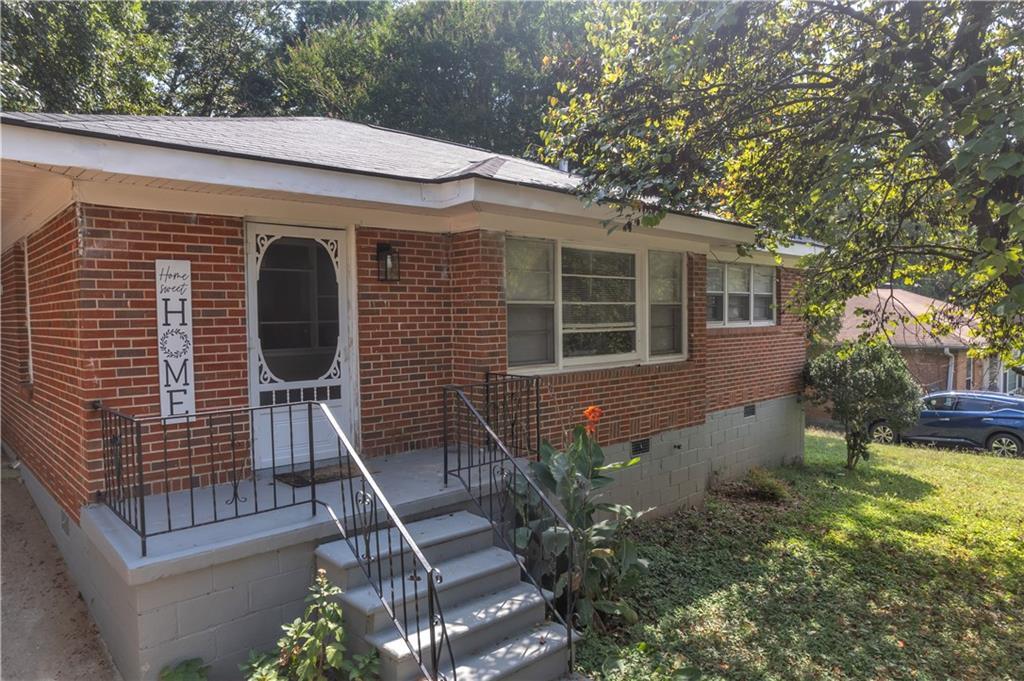 5570 Ash St., Forest Park, GA 30297