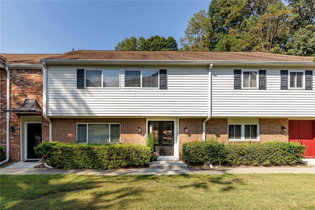 7090 Stonington Dr., Atlanta, GA 30328