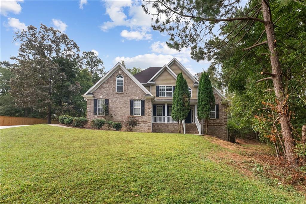 2206 Crescent Walk, Conyers, GA 30094