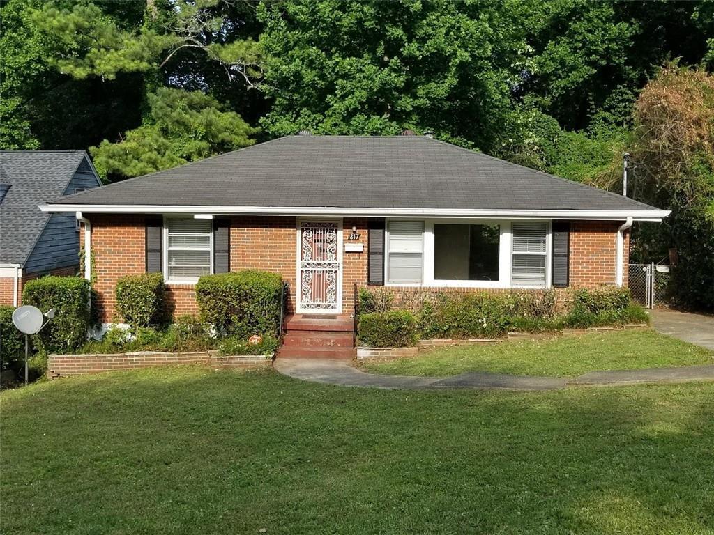 817 Gertrude Pl., Atlanta, GA 30318