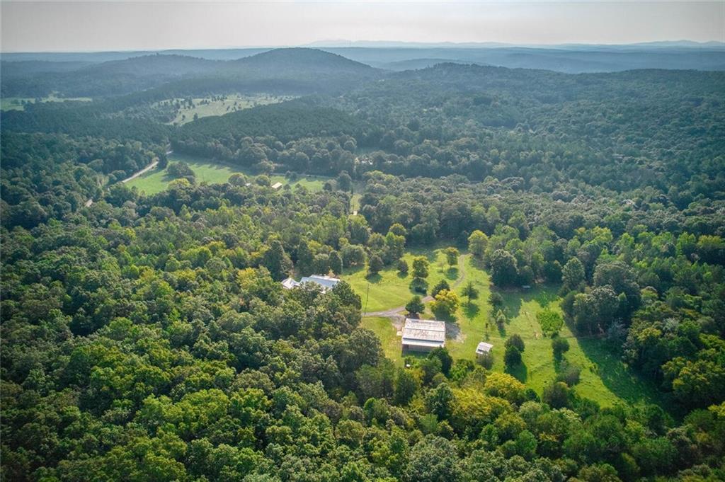 195 Connesena Rd., Kingston, GA 30145