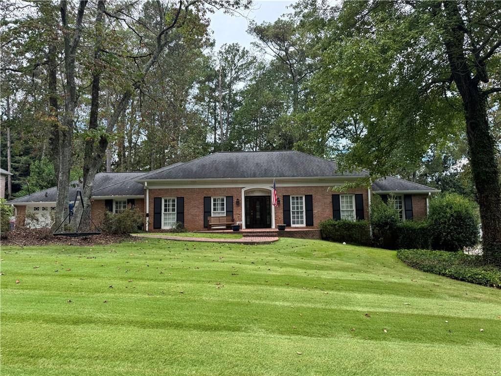 5735 Riverwood Dr., Atlanta, GA 30328
