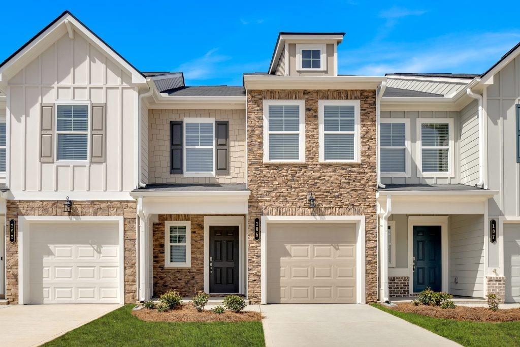 105 Village Green Dr., Adairsville, GA 30103