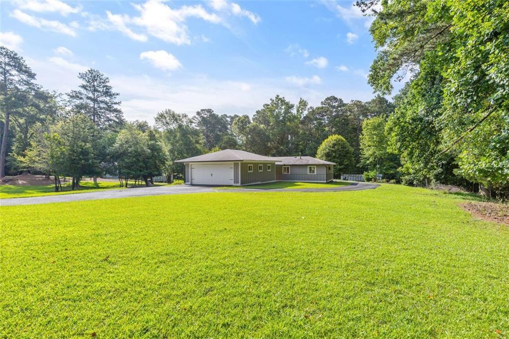 4847 Lakewood Dr., Acworth, GA 30101