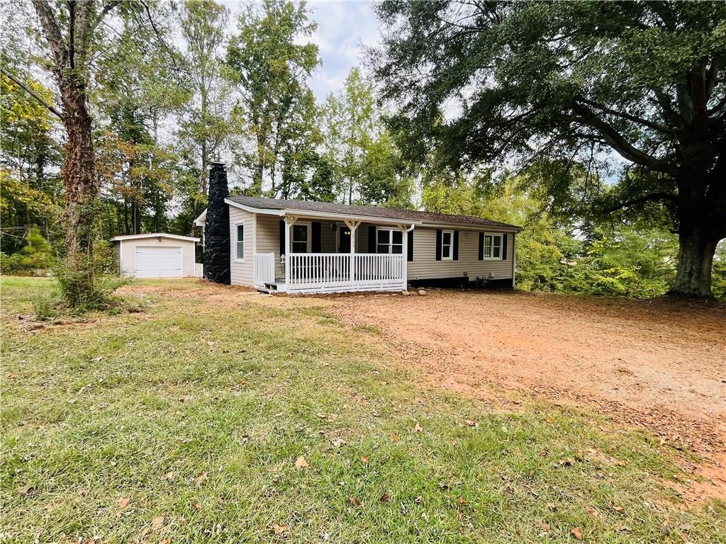2763 Lovvorn Rd., Carrollton, GA 30117