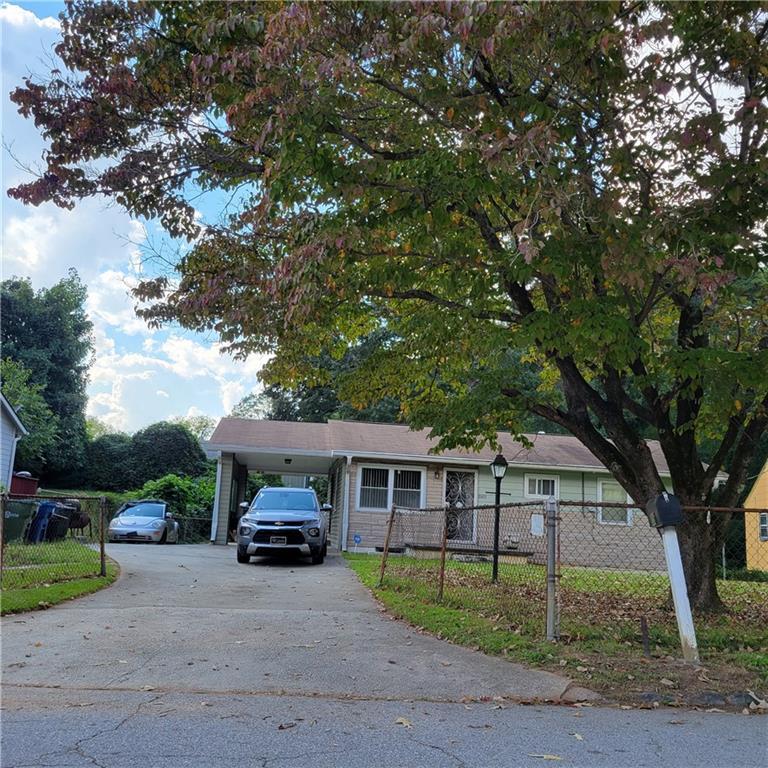 856 Margaret Pl., Atlanta, GA 30318