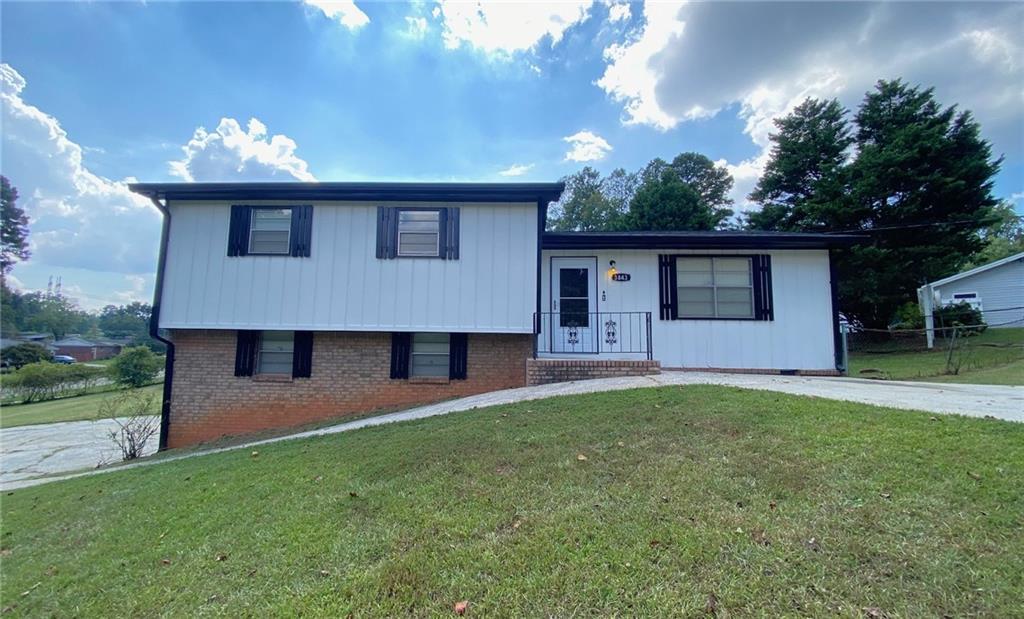 3843 S Ridge Dr., Lithia Springs, GA 30122