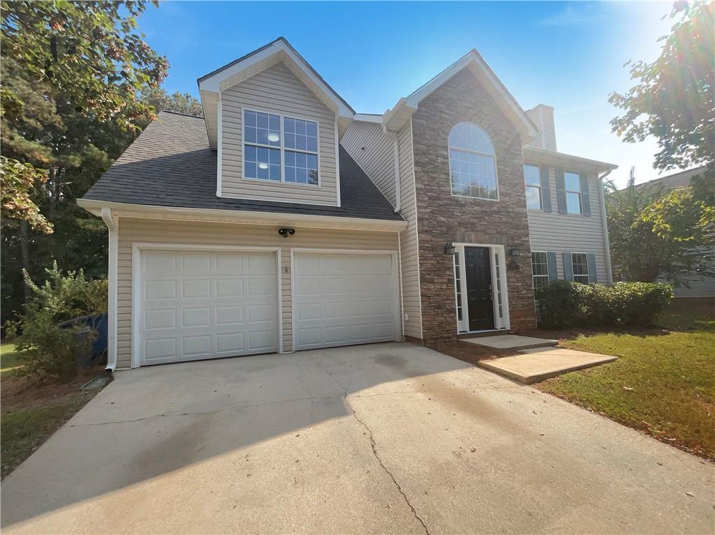 6590 Manor Creek Dr., Douglasville, GA 30135