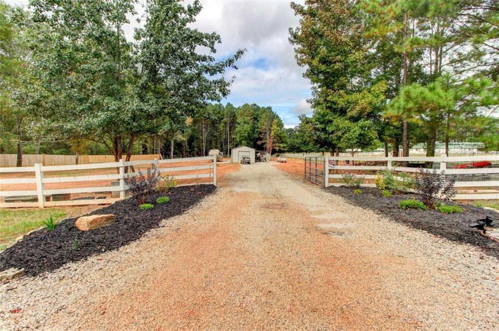 196 Jim Mcmichael Rd., Jackson, GA 30233