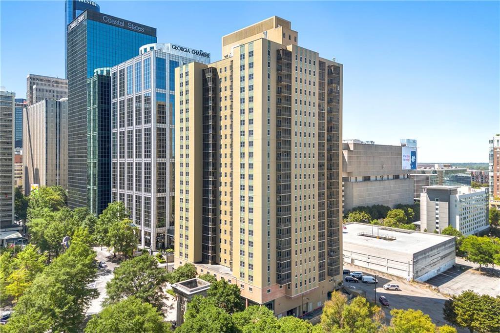 300 Peachtree St. #11J, Atlanta, GA 30308