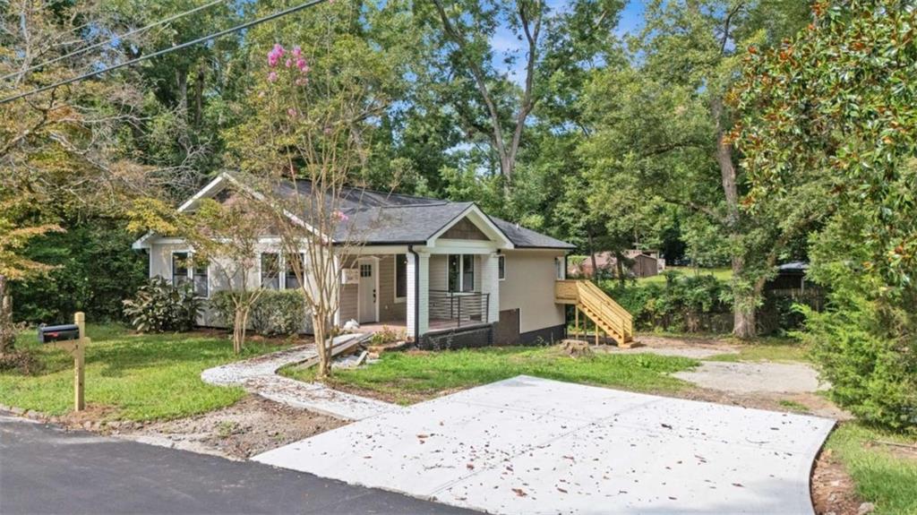 121 Orchard St., Fairburn, GA 30213