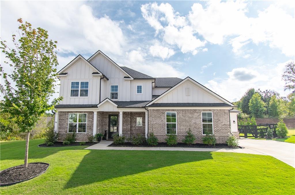 198 Carmichael Dr., Canton, GA 30115
