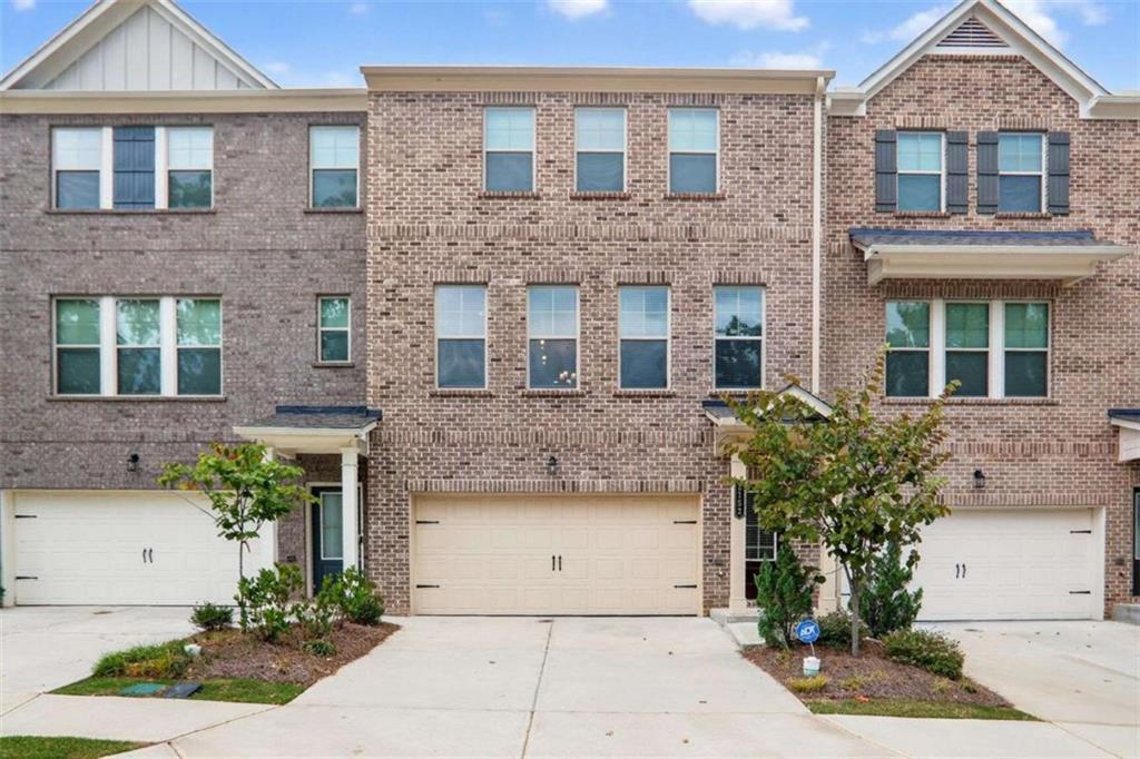 2152 Graywell Ln., Duluth, GA 30096