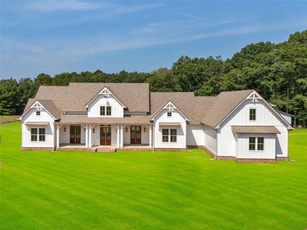 391 Walter Moore Rd., Jackson, GA 30233