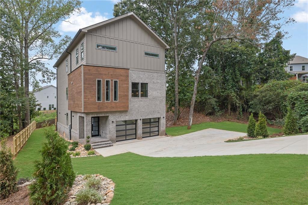 120 N Gwinnett St., Buford, GA 30518