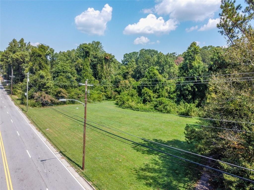 2990 Stone Hogan Conn Rd., Atlanta, GA 30331