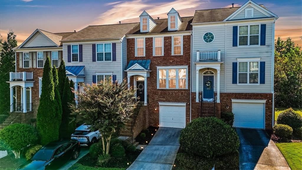 205 Balaban Cir., Woodstock, GA 30188