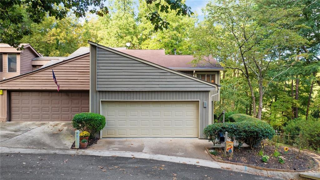 180 Colony Ridge Dr., Alpharetta, GA 30022