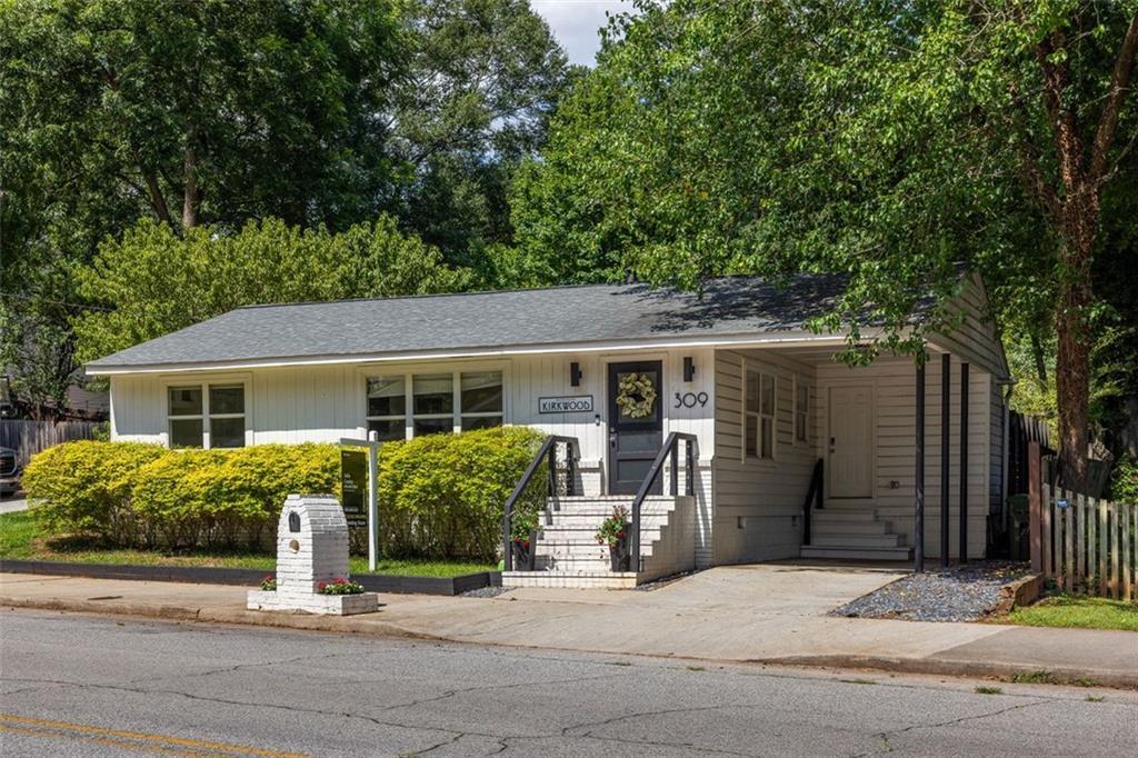 309 Rockyford Rd., Atlanta, GA 30317