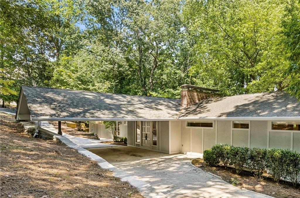5098 Riverview Rd., Atlanta, GA 30327