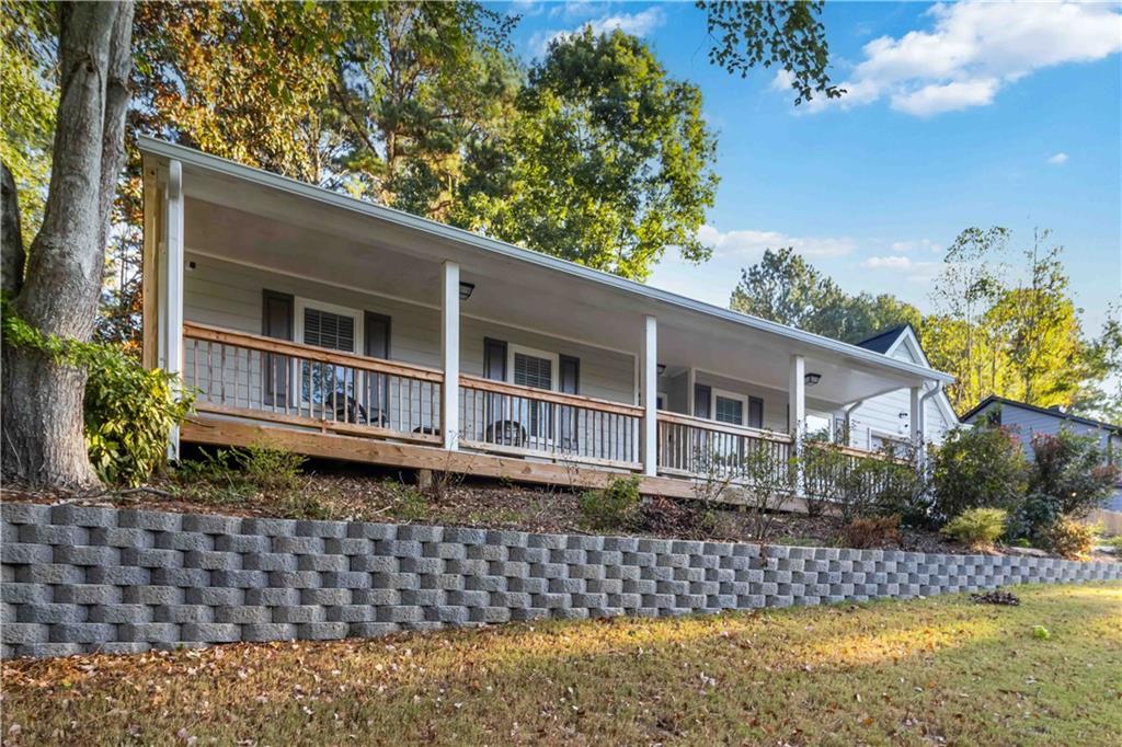 874 Fox Valley Dr., Stone Mountain, GA 30088