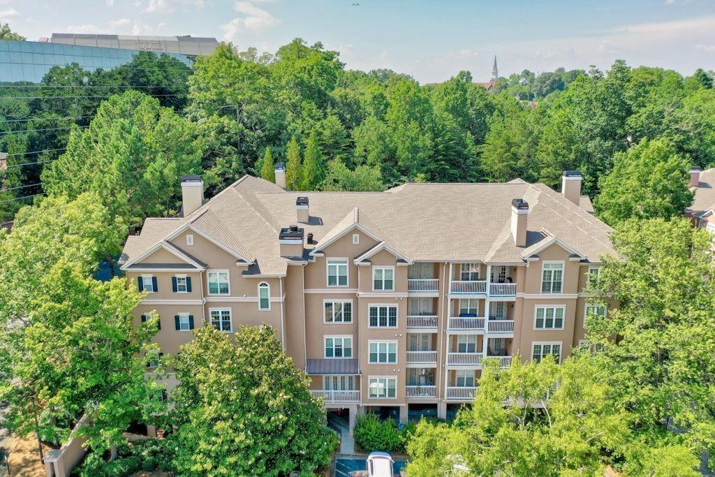 221 Ashford Cir., Dunwoody, GA 30338