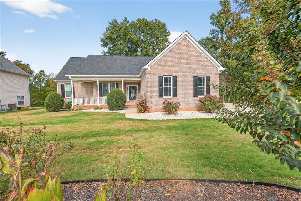40 Lakeside Trail Tr., Covington, GA 30016