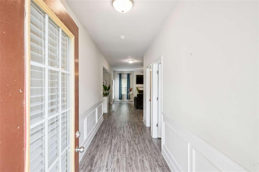 2692 Lower Village Dr., Ellenwood, GA 30294