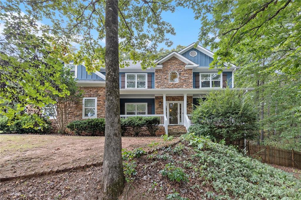 8390 Mossybrook Ln., Douglasville, GA 30135