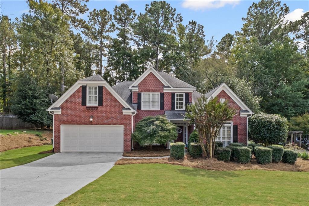 850 Heathland Ct., Roswell, GA 30075